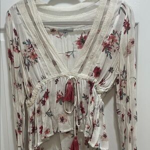 Fate Floral Lace Trim Blouse